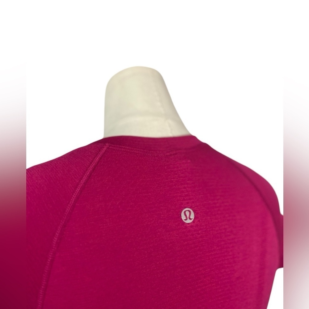 Lululemon Swiftly Tech Short Sleeve Shirt 2.0 Ripened Raspberry Sz 4 NWT - Picture 6 of 10